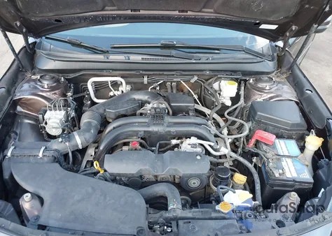 2019 Subaru Outback 2.5I Limited z USA, uszkodzony, nr VIN 4S4BSANC4K3213588